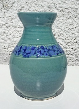 0_VASE h19cm £55